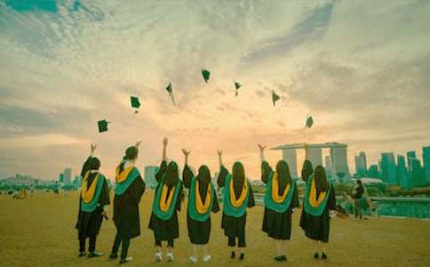 2018年畢業(yè)留言寄語(yǔ)傷感