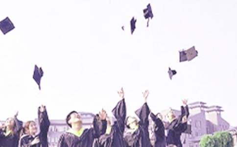 關(guān)于畢業(yè)分別的作文4篇