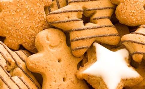 小老鼠做餅干的小班語言教案