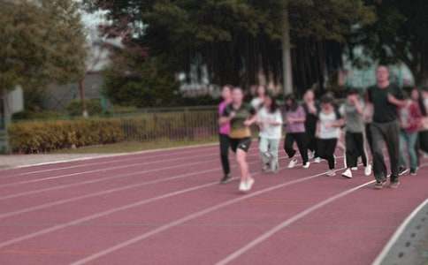 一場激烈的長跑比賽作文600字
