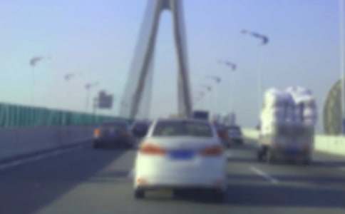 ���x��Ŀ��܇�v��ƫ��ԭ��