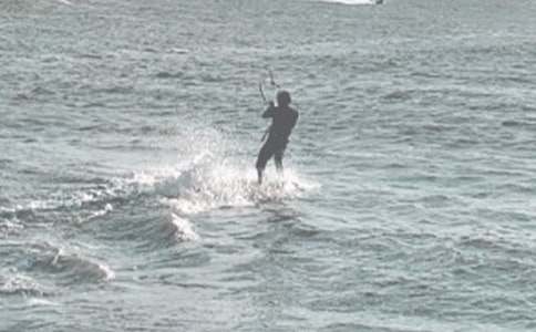 大海沖浪作文3篇