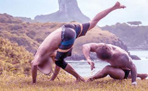 同學(xué)打架小學(xué)生敘事作文