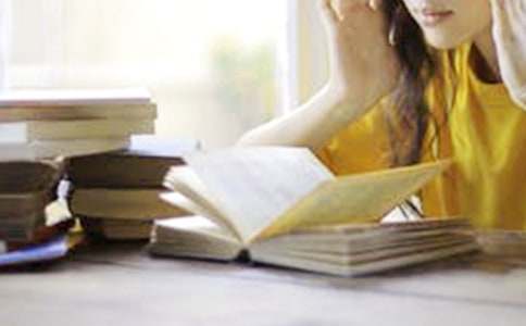 感悟大學(xué)生活450字作文