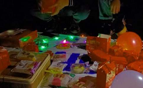 第一次擺地攤作文集錦6篇