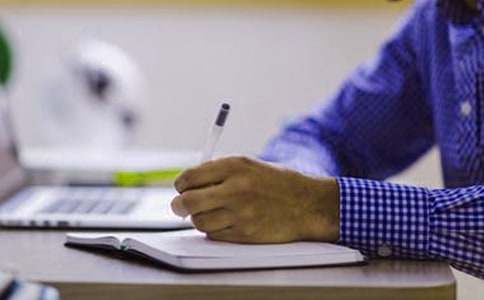 ��100λ���˳ɲŹ��¡��x���600��