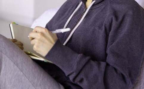 《百年中國》讀后感初二作文(精選5篇)