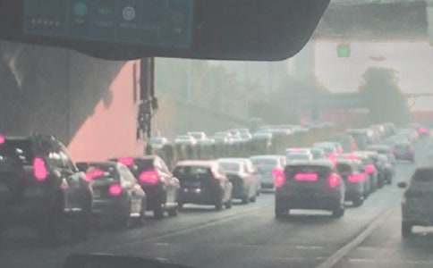 【推薦】堵車作文500字三篇