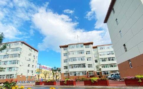 ���a(ch��n)ί�к�ͬ