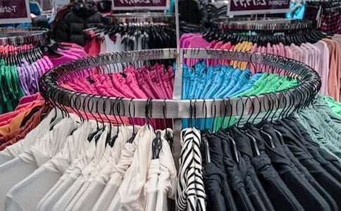 ���b���̘I(y��)Ӌ(j��)����10ƪ