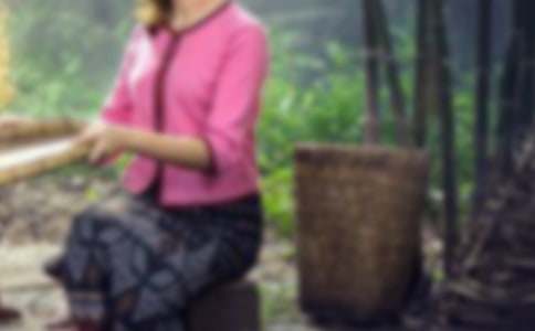 һ�����v���ċDŮ���꼉����