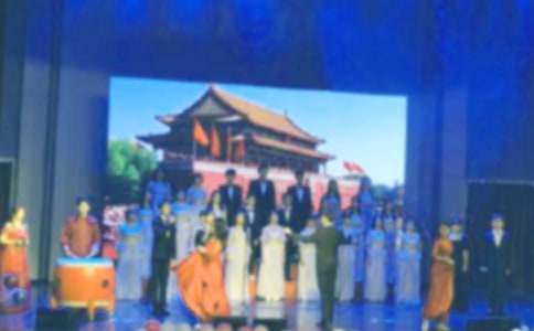 �ϳ���ِ����һ��(g��)С��������