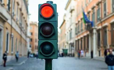 生活中的紅綠燈作文