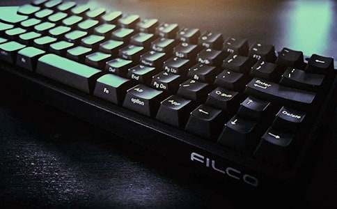 ��ʲôUSB�I�P�o���R�e