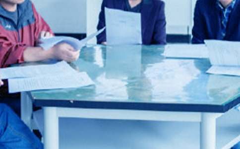 С�W(xu��)��(sh��)�W(xu��)���п�ԇ�|(zh��)���������Е�(hu��)�h�l(f��)�Ե��vԒ�巶�ģ�ͨ��10ƪ��