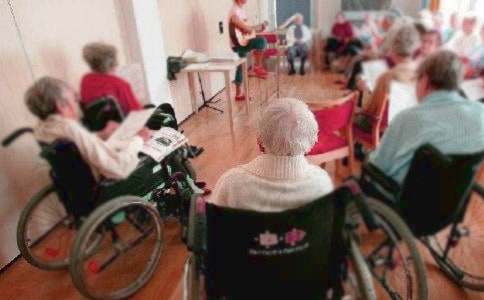 �y������Ժ֮�ЌW(xu��)�����ģ�ͨ��25ƪ��