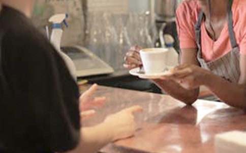 ��ĩ�l(f��)�o�͑����κ��̆����Z120��