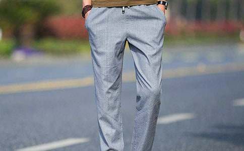 寓言童話:狗熊做褲子(通用7篇)