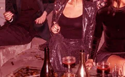 �y����(li��n)�x��(hu��)����