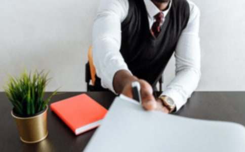 我的律師夢想作文