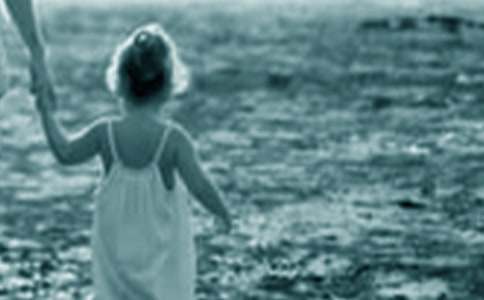 ��Ů���M���R�~