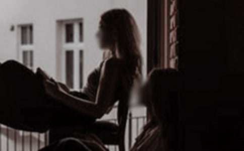 �ǂ�(g��)��һ�ӵ�Ů������1200��