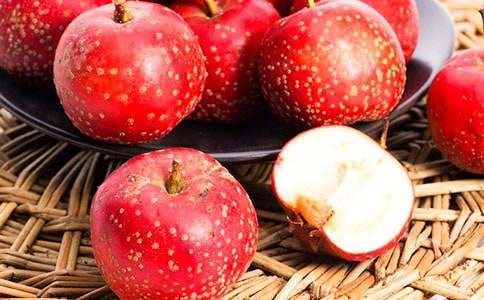 家鄉(xiāng)的山楂樹作文