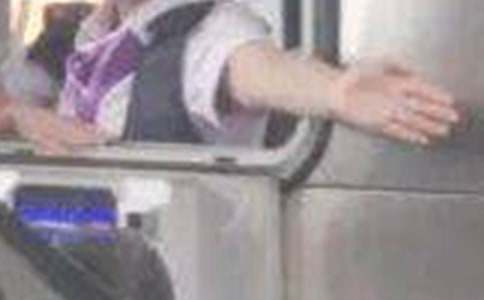 ���ٹ�·���M�T�����ĵ��w��