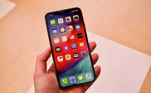 別讓手機(jī)偷走了你的夢(mèng)想作文600字