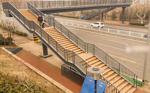 ���ӡ���и�����600��