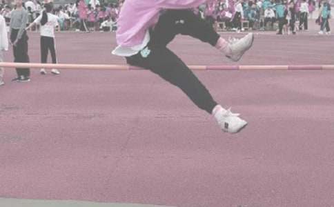 С�W(xu��)���꼉����500�֣�ӛһ�μ������ĵ����߱�ِ