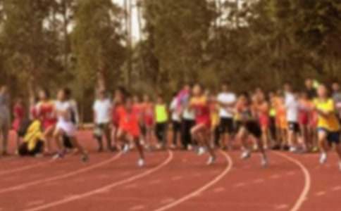 С�W(xu��)�\�ӕ������200�֣�ͨ��10ƪ��