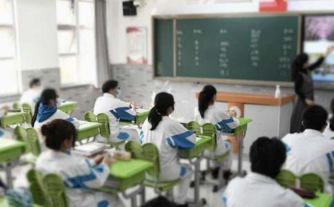 �W(xu��)���_�W(xu��)��һ�n���}����(hu��)�Ľ̰������x21ƪ��