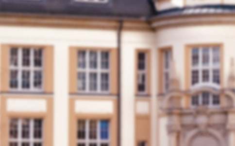 2015��6�º�������WԺӢ�Z�����������r�g