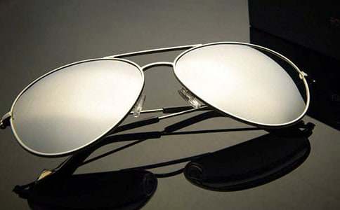 【精選】眼鏡的煩惱作文19篇