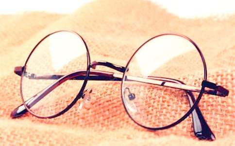 ���۾������R���̌W�OӋ