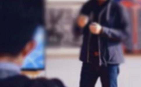 �썘�ǿ����v��һ��(g��)���^������˼��