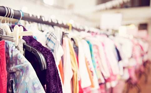 未來的衣服的作文