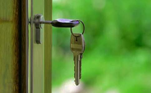 初二作文:那一天我撿到了快樂的鑰匙(精選15篇)