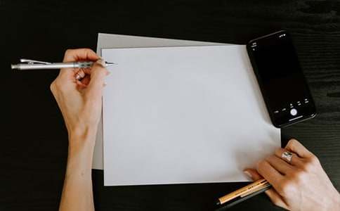 愛(ài)國(guó)素材作文集合四篇