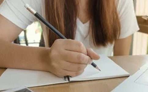 Ӣ�Č����^�c�����