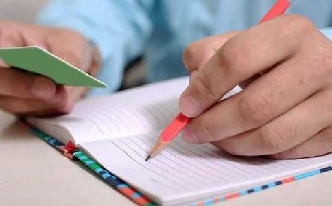 【推薦】素材積累作文匯編4篇