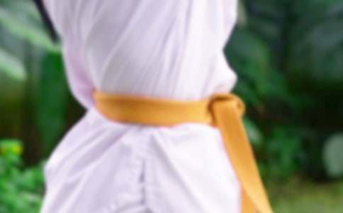 �ҵ���ȭ����(j��ng)�v����