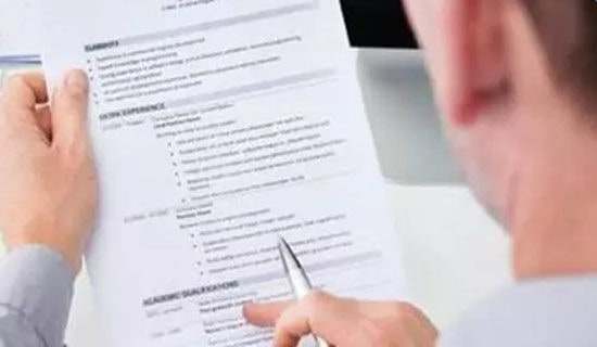 剛畢業(yè)求職自薦信的寫作方法